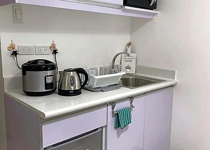 Grand Riviera Comfy Near Us Embassy Bay Roxas Blvd Ermita Aparthotel 3*